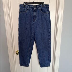 PrettyLittleThing Women’s Mom Jean